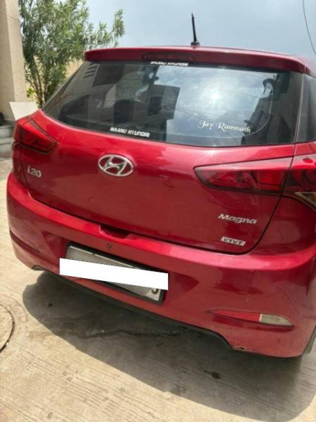 https://images10.gaadi.com/usedcar_image/4635390/original/processed_1aa2e58e-c423-4811-a6f8-baf988b69290.jpg?imwidth=6401