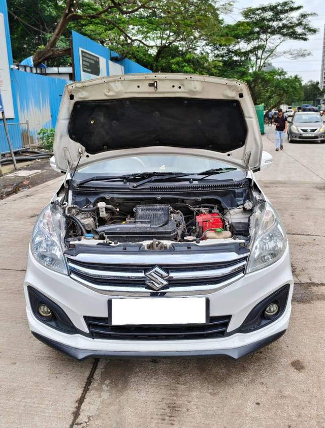 https://images10.gaadi.com/usedcar_image/4635405/original/processed_e532b69f6b12fce7bcbc3552aa1607e0.jpg?imwidth=6400