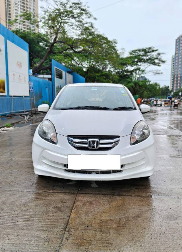 https://images10.gaadi.com/usedcar_image/4635413/original/processed_bf7118ff203ef0df089c7b20538b89ae.jpg?imwidth=6400