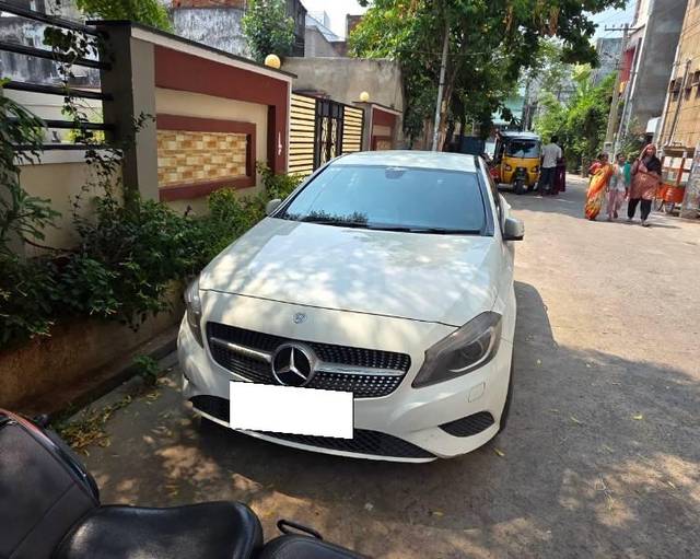 https://images10.gaadi.com/usedcar_image/4635454/original/processed_59e9aac3-150b-4738-8376-75942ad15162.jpg?imwidth=6400