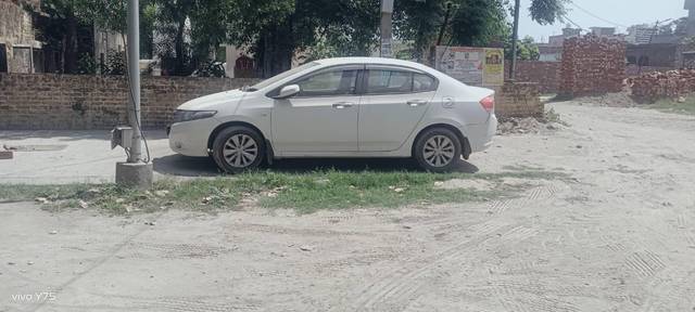 https://images10.gaadi.com/usedcar_image/4635510/original/processed_e49b4e4f-3763-4716-a14f-7b2c760faef3.jpg?imwidth=6401