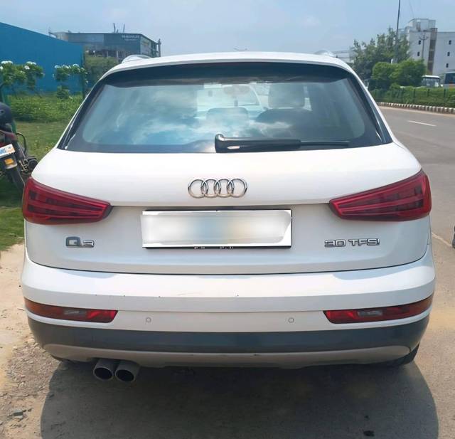 https://images10.gaadi.com/usedcar_image/4635527/original/processed_e04eab37-ae7e-43e9-ba7c-c9d199698325.jpg?imwidth=6400