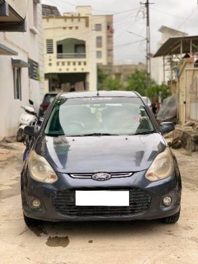 https://images10.gaadi.com/usedcar_image/4635532/original/processed_25612274-3192-4f03-8124-2f20d0dada98.jpeg?imwidth=6400