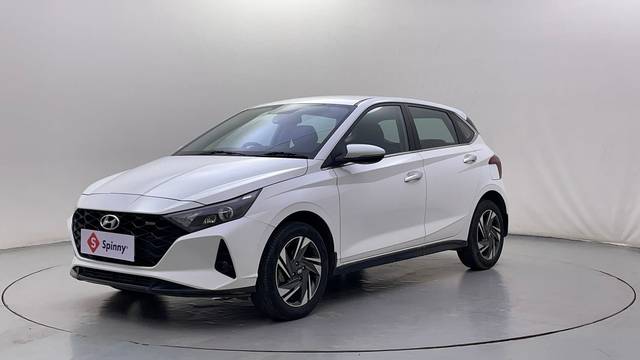 https://images10.gaadi.com/usedcar_image/4635600/original/fda8f3bde8c5a9e0ac0225022d6c7f5d.JPG?imwidth=6400