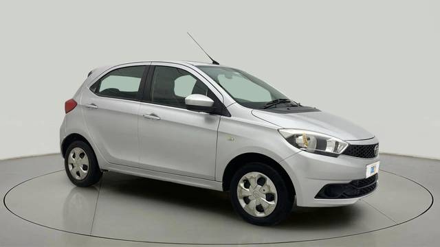 https://images10.gaadi.com/usedcar_image/4635612/original/23628594f7ed740c21698f0c28f2b1f3.jpg?imwidth=6400