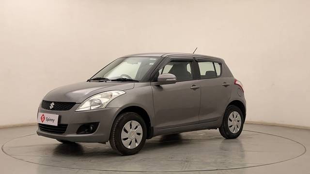 https://images10.gaadi.com/usedcar_image/4635632/original/a9828bf97e284efe65d7323cf817ff8e.JPG?imwidth=6400