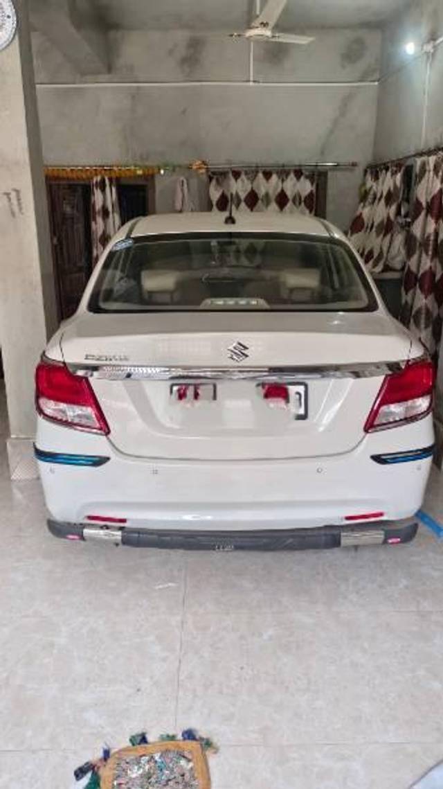 https://images10.gaadi.com/usedcar_image/4635656/original/processed_ddbba10f-1d96-4f00-81e9-b06293d36a29.jpg?imwidth=6401