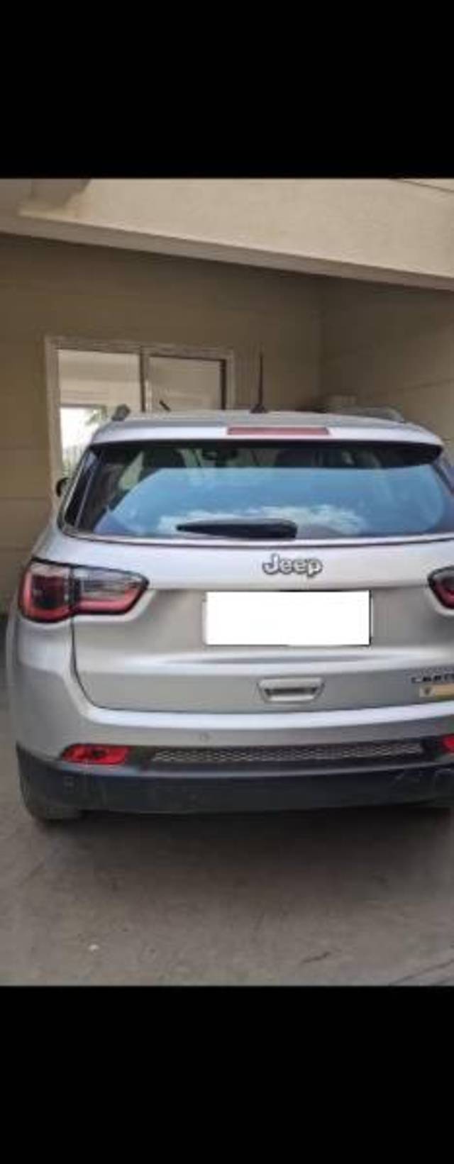 https://images10.gaadi.com/usedcar_image/4635675/original/processed_799a49eb-2f7b-452c-98c7-f0aca62a5c41.jpg?imwidth=6400