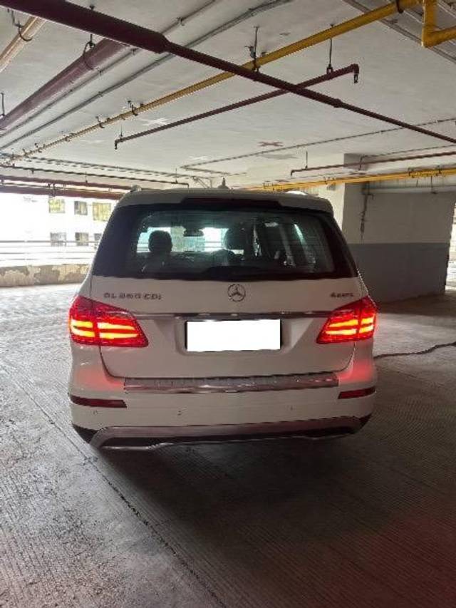 https://images10.gaadi.com/usedcar_image/4635701/original/processed_85c5436f-59f9-409b-9842-4894bd662b42.jpeg?imwidth=6402