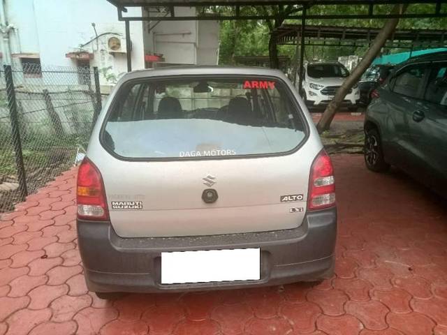 https://images10.gaadi.com/usedcar_image/4635716/original/processed_f2d871e7-1ed4-4c5f-912f-b2f2b27ef22e.jpg?imwidth=6400