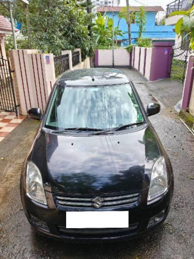 https://images10.gaadi.com/usedcar_image/4635732/original/processed_95cf0db1-7903-4467-8270-bf4fa4328346.jpg?imwidth=6400