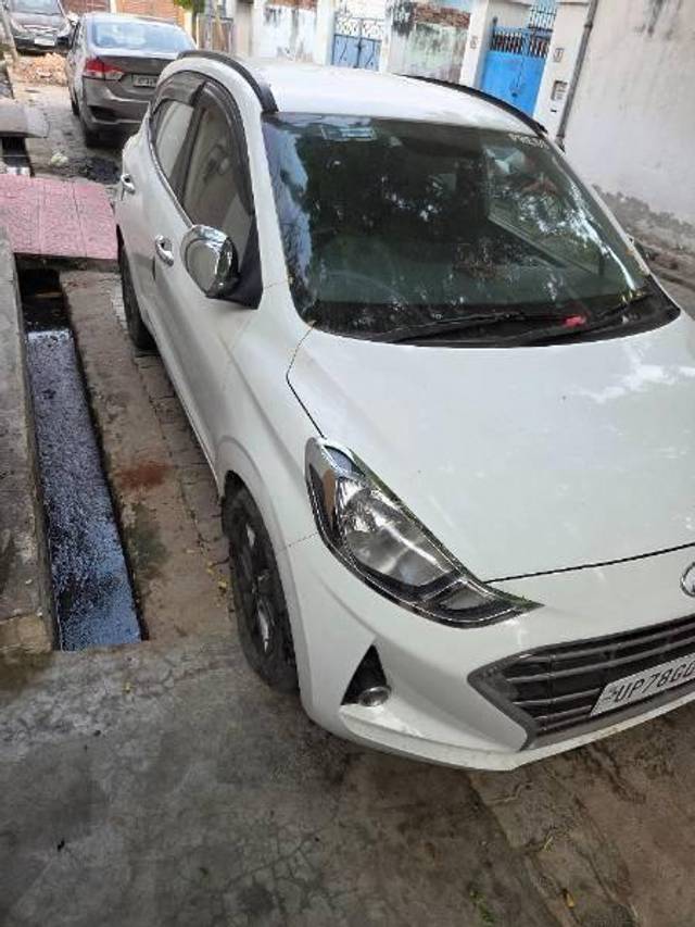 https://images10.gaadi.com/usedcar_image/4635743/original/processed_processed_b4dd3c74-5e9c-46f1-a655-cd1f0b1ec795.jpg?imwidth=6400