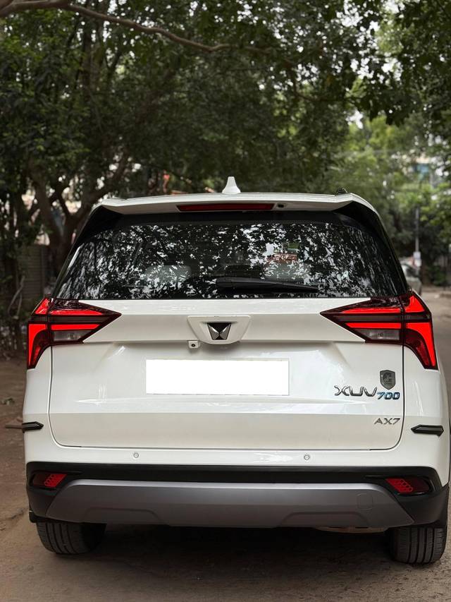 https://images10.gaadi.com/usedcar_image/4635817/original/processed_89063e8b-a2d5-43f8-8f30-bda9c6f8129a.jpg?imwidth=6401