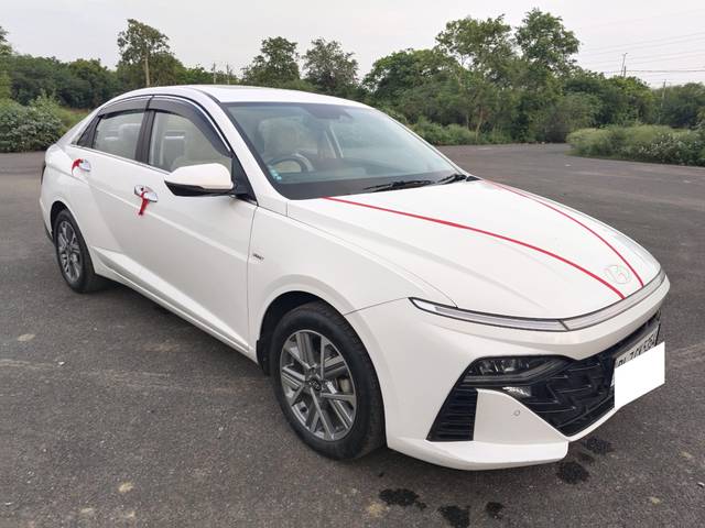 https://images10.gaadi.com/usedcar_image/4635850/original/processed_3b5b04ee7185864b5711e23d0b6829b2.jpg?imwidth=6400