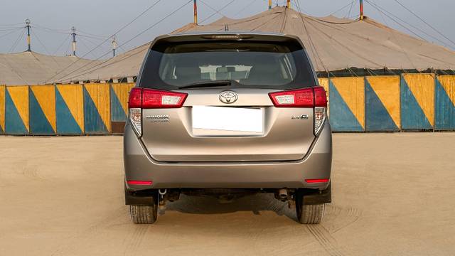 https://images10.gaadi.com/usedcar_image/4635854/original/processed_613ba6fe261428027b03a34242502fd0.JPG?imwidth=6402