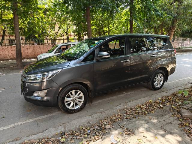 https://images10.gaadi.com/usedcar_image/4635865/original/e3cd2455157a1386cdced9e6a5447cce.jpg?imwidth=6400