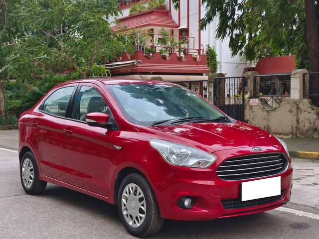 https://images10.gaadi.com/usedcar_image/4635870/original/processed_9098a8f01a8af3dcb134f18c61ef0c27.jpg?imwidth=6400