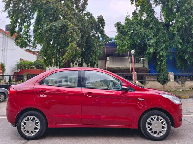 https://images10.gaadi.com/usedcar_image/4635870/original/processed_d0e469e5d00057413e92d475e3ec15c1.jpg?imwidth=6401