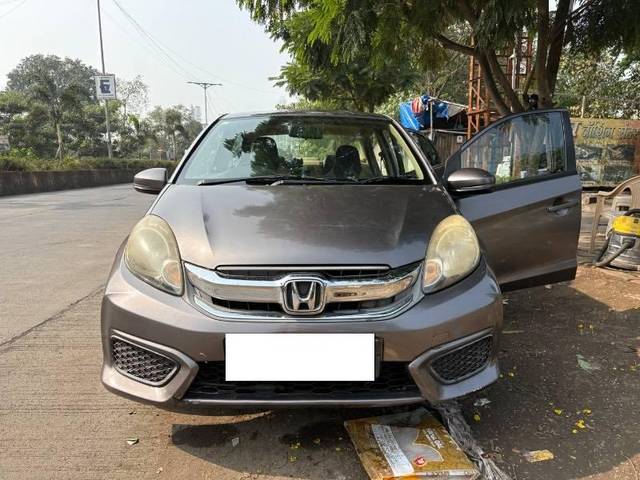 https://images10.gaadi.com/usedcar_image/4635900/original/processed_c731b155-3c91-459c-a7a7-0257b4fd877f.jpeg?imwidth=6401