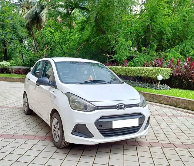 https://images10.gaadi.com/usedcar_image/4635956/original/processed_2b8972f7f3b7844da1e28b0f538a1467.jpg?imwidth=6400
