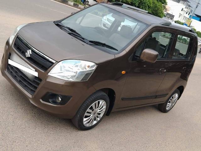 https://images10.gaadi.com/usedcar_image/4635965/original/processed_1018708a8b1c2d646c3f7b051d7399d8.jpg?imwidth=6400