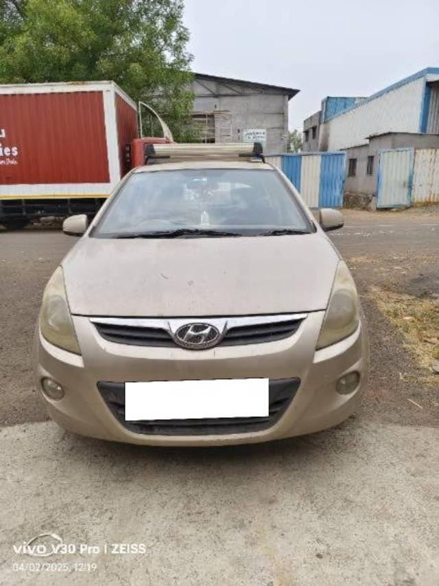 https://images10.gaadi.com/usedcar_image/4636043/original/processed_4542f504-3524-4292-b234-3d6d27120f67.jpg?imwidth=6400