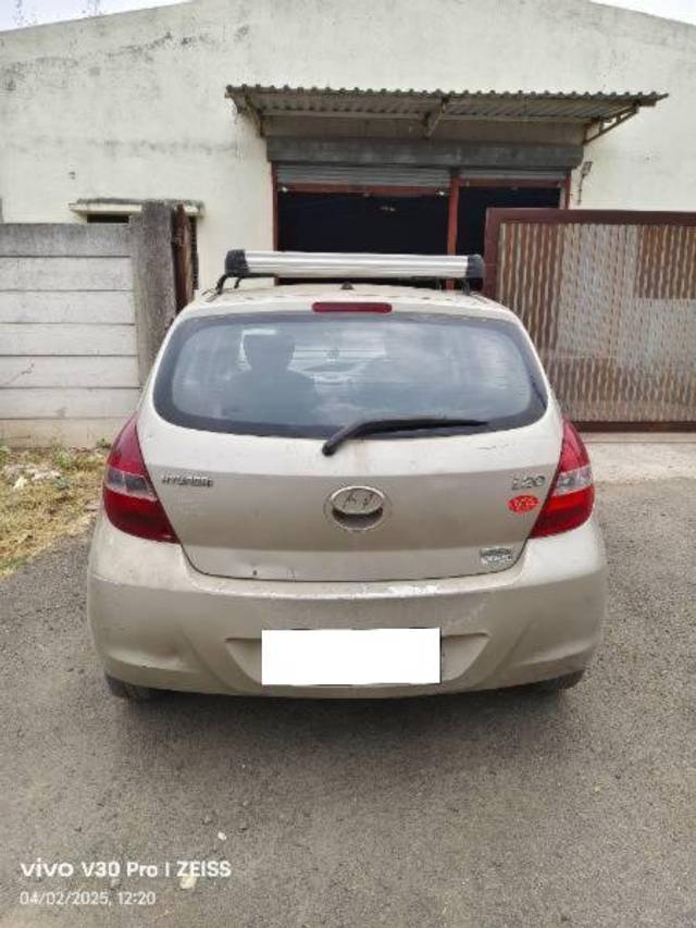 https://images10.gaadi.com/usedcar_image/4636043/original/processed_6d33175c-370e-4504-b16d-3ee8808b12cc.jpg?imwidth=6401