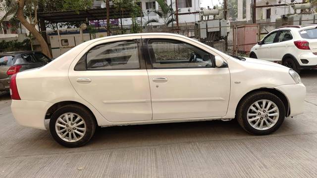 https://images10.gaadi.com/usedcar_image/4636050/original/processed_5f43964c05fd580468477b537a612c2b.jpg?imwidth=6402