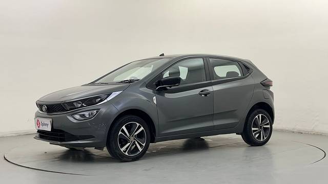 https://images10.gaadi.com/usedcar_image/4636059/original/1b3f4906015ed28e3f06ef6dfc8688a0.JPG?imwidth=6400