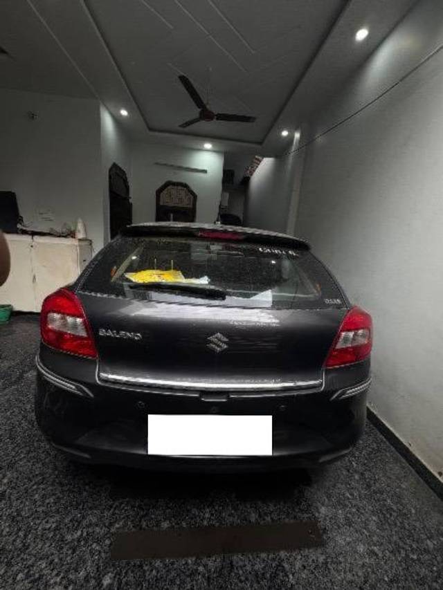 https://images10.gaadi.com/usedcar_image/4636060/original/processed_26ee2b54-6fb9-41f7-8d56-24deb3838cf2.jpeg?imwidth=6401
