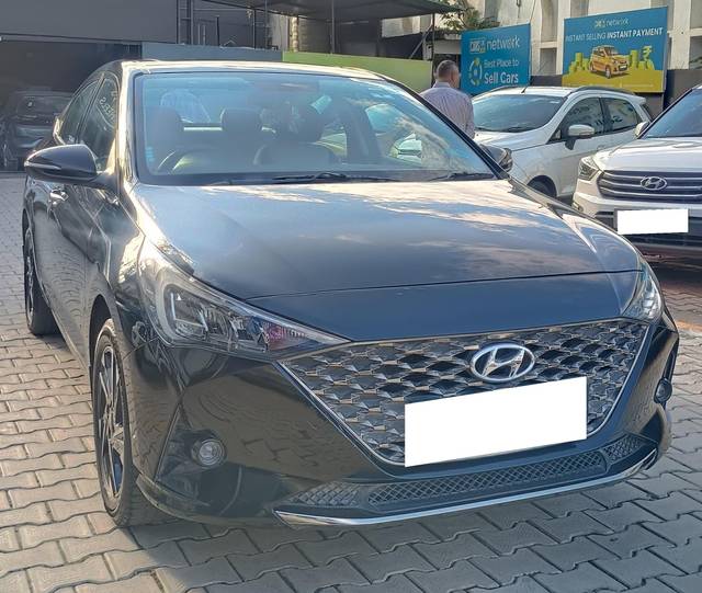 https://images10.gaadi.com/usedcar_image/4636065/original/processed_88f755ba-b856-420b-af40-0f4508a1e7bd.jpg?imwidth=6400