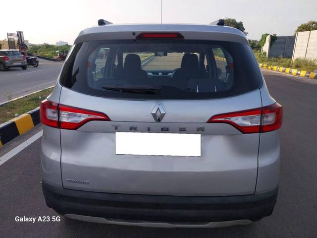 https://images10.gaadi.com/usedcar_image/4636080/original/processed_22cc25e1615672a0563bcca5389f58c5.jpg?imwidth=6401