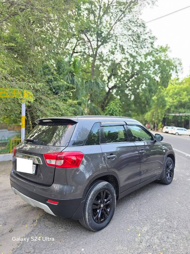https://images10.gaadi.com/usedcar_image/4636090/original/processed_c99bb4795f3d0210f448e9af39c305a2.jpg?imwidth=6401
