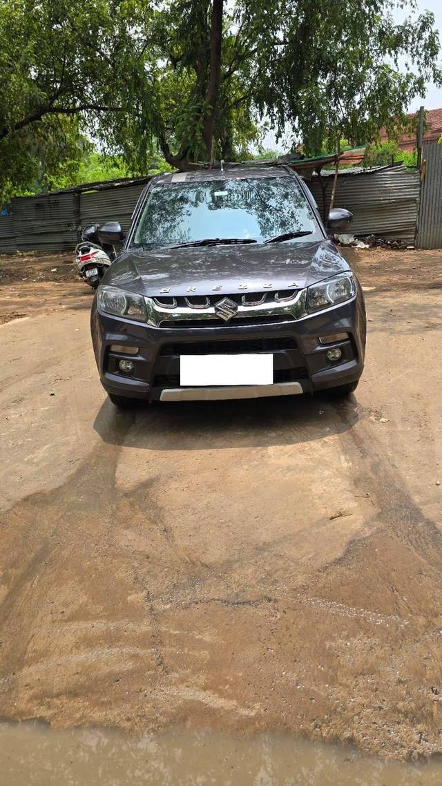 https://images10.gaadi.com/usedcar_image/4636095/original/processed_9589eabc13a61d09f83505ba8f800c9b.jpg?imwidth=6402