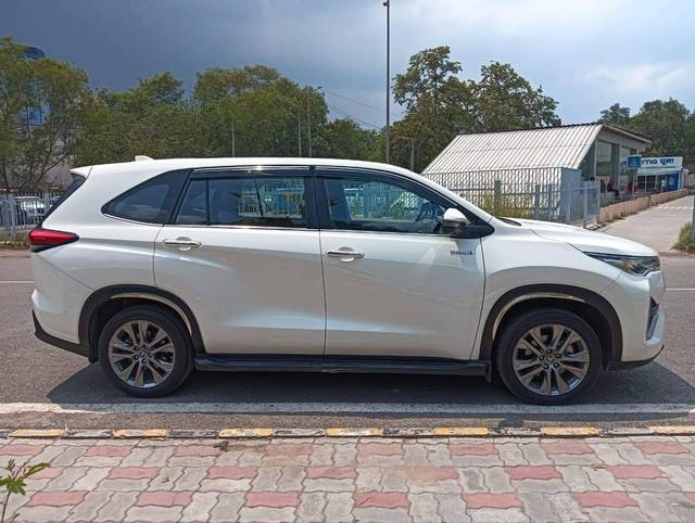https://images10.gaadi.com/usedcar_image/4636096/original/processed_3b64505b285a114b4c5d9740e7f8fbfd.jpg?imwidth=6401