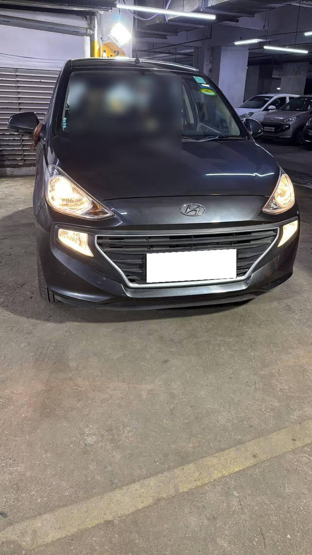 https://images10.gaadi.com/usedcar_image/4636121/original/404b1dd6-bd74-4480-b11c-6710efe1f45f.png?imwidth=6400