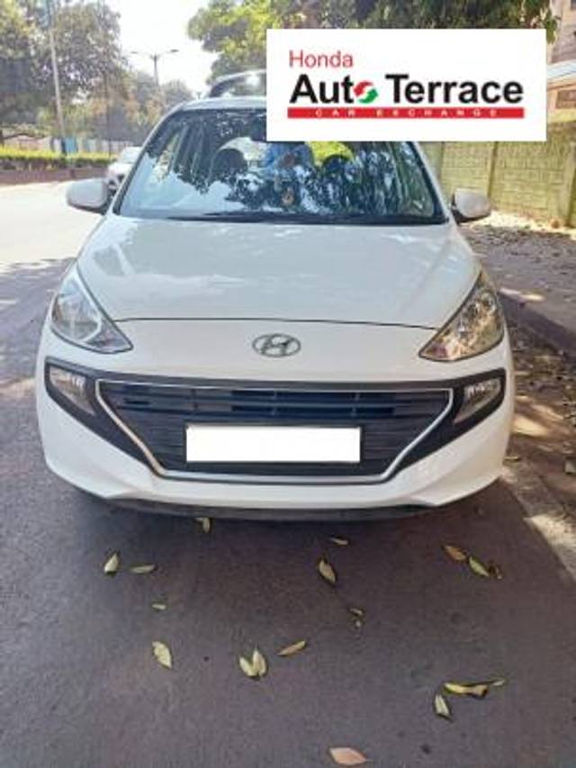 https://images10.gaadi.com/usedcar_image/4636186/original/2610c10e57200d07f4b7e113b8af5df2.jpg?imwidth=6400