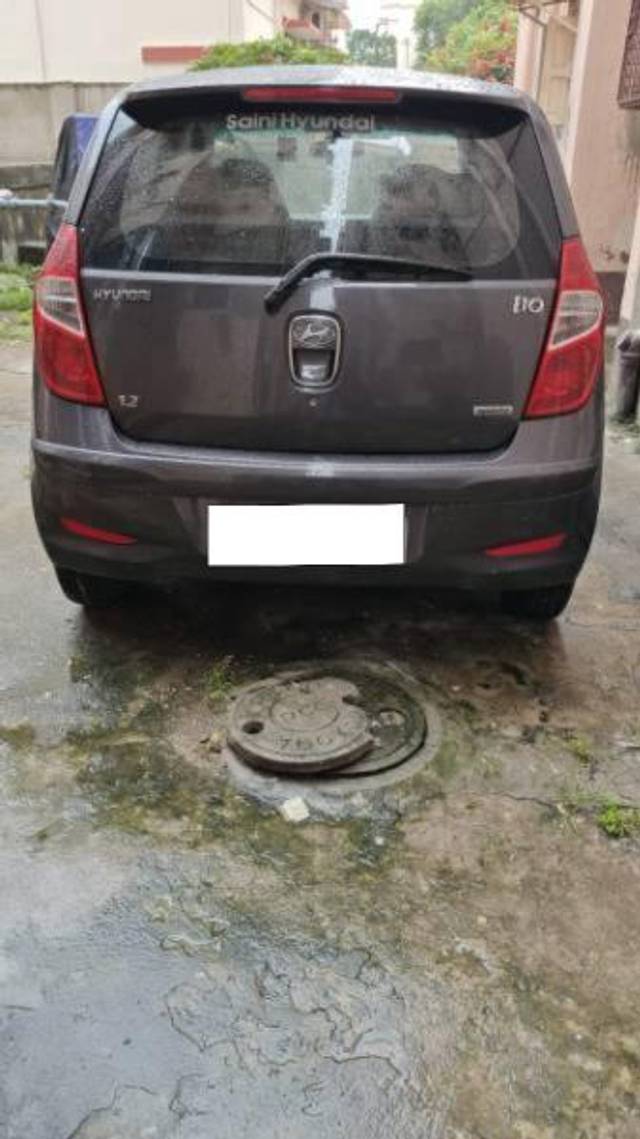 https://images10.gaadi.com/usedcar_image/4636190/original/processed_1f58f3ce-a3e6-4b3c-b68c-5944f7ece533.jpg?imwidth=6401