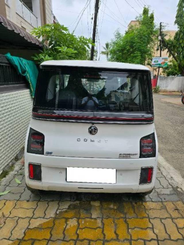 https://images10.gaadi.com/usedcar_image/4636202/original/processed_c5bdbe7f-817d-4a0d-8b7a-2b33e5493660.jpg?imwidth=6400