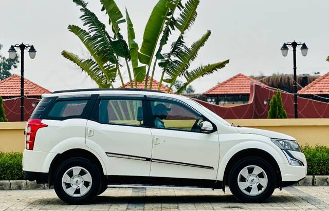 https://images10.gaadi.com/usedcar_image/4636209/original/109d077eec26a69b26f7913c8929a36c.jpg?imwidth=6401