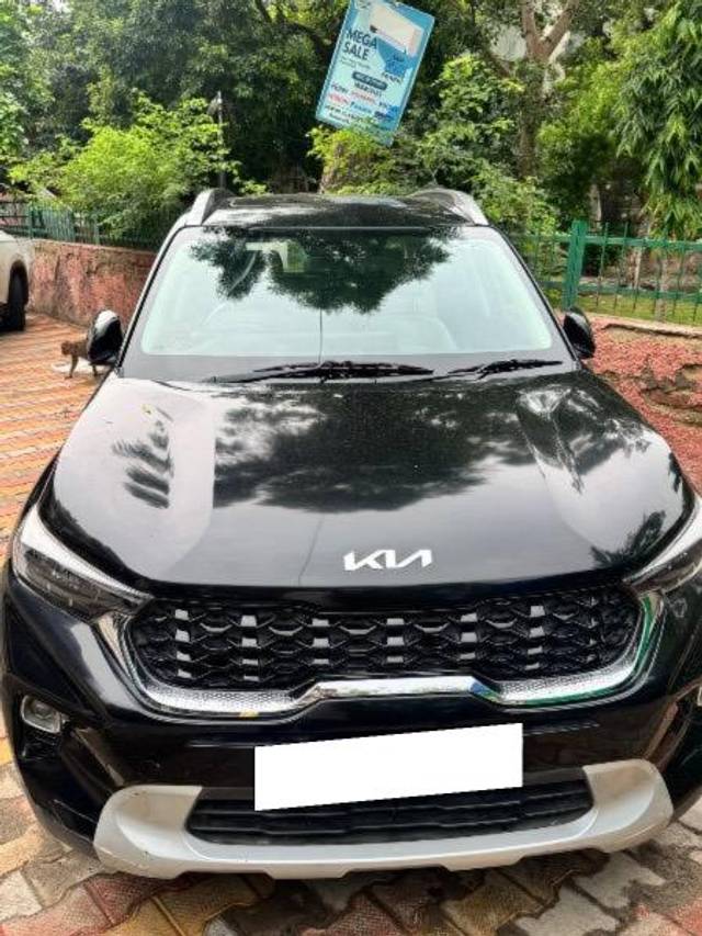 https://images10.gaadi.com/usedcar_image/4636210/original/processed_ebc03059-c54e-4bdf-868c-5abf5b97ee7b.jpeg?imwidth=6400