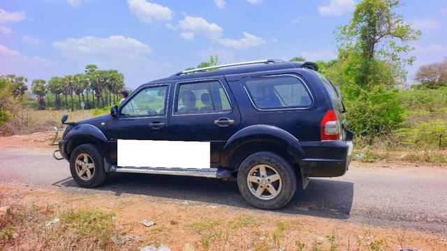 https://images10.gaadi.com/usedcar_image/4636216/original/processed_c804c91e-fa9c-4016-8e1a-80e0b7912152.jpg?imwidth=6402