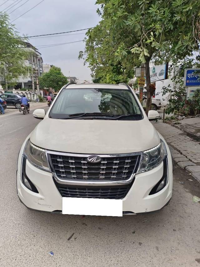 https://images10.gaadi.com/usedcar_image/4636232/original/processed_178cec9104b1c8554f1b7ed0134c4dda.jpg?imwidth=6402