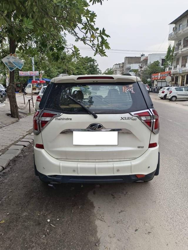 https://images10.gaadi.com/usedcar_image/4636232/original/processed_27183c862db8b148d6dccb920ca512a7.jpg?imwidth=6401