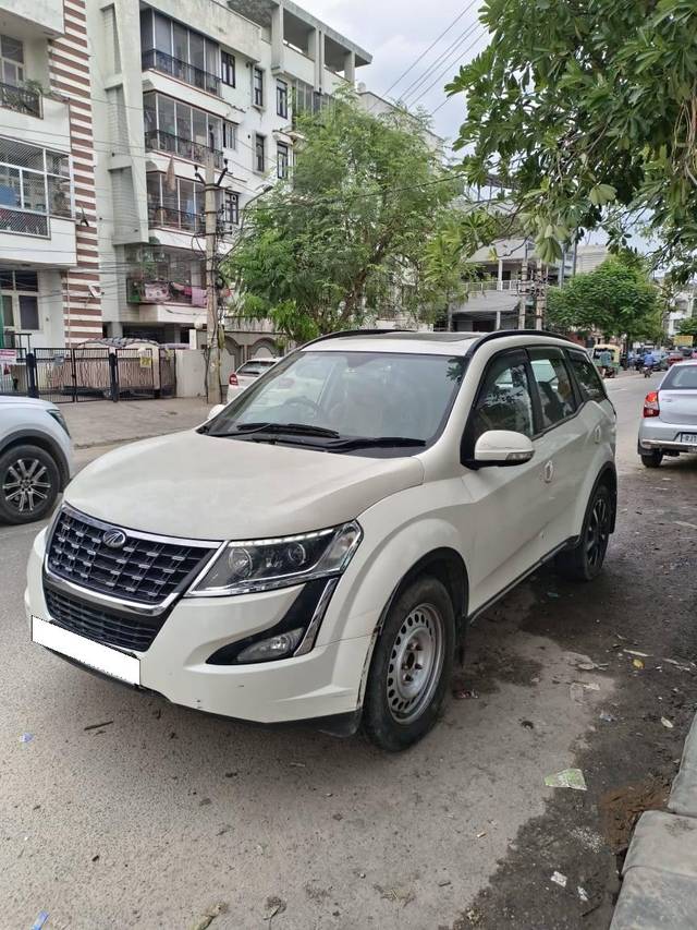 https://images10.gaadi.com/usedcar_image/4636232/original/processed_2ab9e1c3f3342ffc29af91d6476fab97.jpg?imwidth=6400