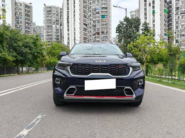 https://images10.gaadi.com/usedcar_image/4636247/original/processed_261ece80-7785-4b88-aa02-e42cb0177870.jpg?imwidth=6400