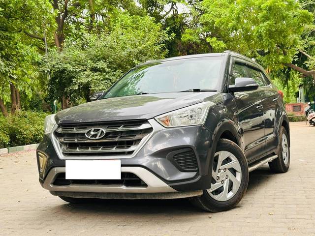 https://images10.gaadi.com/usedcar_image/4636251/original/processed_0f8871ac70b680b60b1a66e6b1bd4095.jpg?imwidth=6401
