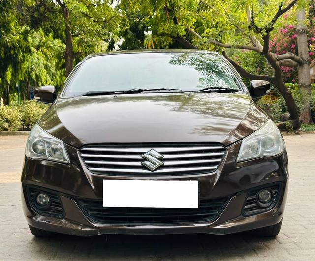 https://images10.gaadi.com/usedcar_image/4636261/original/processed_e2ca13a9e4898de77b97f0415d80b999.jpg?imwidth=6400