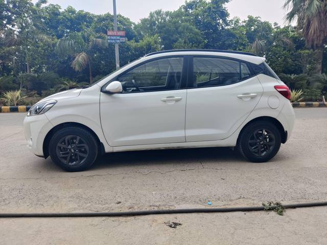 https://images10.gaadi.com/usedcar_image/4636269/original/processed_49d275819872c8127a7db497d2fba113.jpg?imwidth=6400