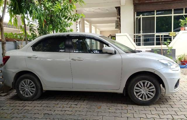 https://images10.gaadi.com/usedcar_image/4636285/original/processed_e44781ca-e25f-49aa-9ee3-d6affe6b7854.jpg?imwidth=6401